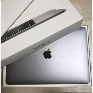 マック(Mac (Apple))の【美品】MacBook Pro 2016 13インチ 16GB 【２日間限定】(ノートPC)