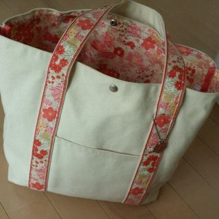 ローラアシュレイ(LAURA ASHLEY)のLAURA ASHLEY 花柄トート(トートバッグ)