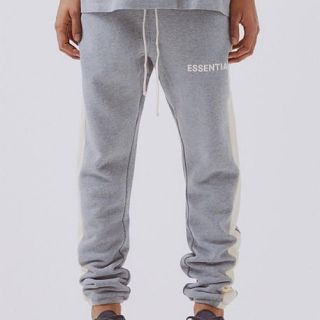 フィアオブゴッド(FEAR OF GOD)のEssentials Side Stripe Sweatpants m グレー(スラックス)