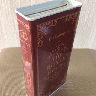 《値下げ中》お札の貯金箱 お札貯金箱  ブック柄 茶 送料込み  新品未開封(日用品/生活雑貨)