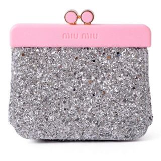 ミュウミュウ(miumiu)のラストチャンス:)miumiu▷グリッターがま口ポーチ(ポーチ)