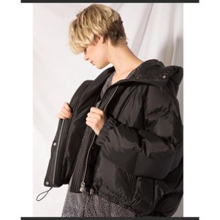 FRAY I.D - 今期新作 FRAYID ルーズショートダウン BLK 1 完売の通販
