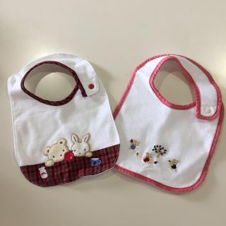 ファミリア(familiar)のfamiliar スタイ2枚セット 美品(ベビースタイ/よだれかけ)