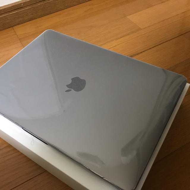 MacBook Pro 2017 13インチ TouchBarノートPC