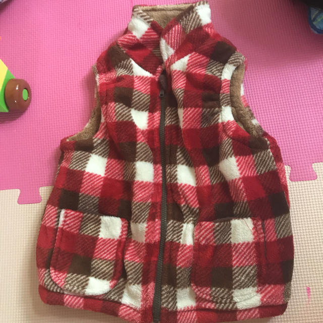 もこもこ ベスト キッズ/ベビー/マタニティのキッズ服男の子用(90cm~)(ジャケット/上着)の商品写真