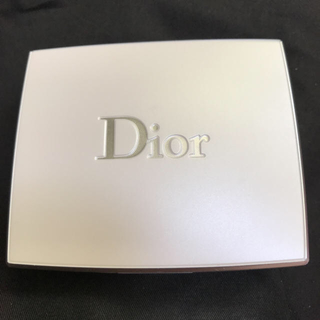 ディオール(Dior)のDiorスノーカラーコレクティング プレストパウダー(フェイスパウダー)