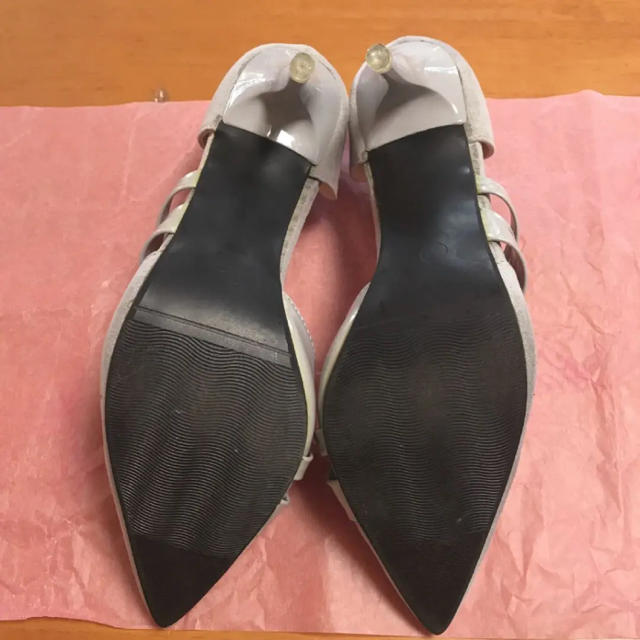 サイドライン グレー スエード パンプス レディースの靴/シューズ(ハイヒール/パンプス)の商品写真