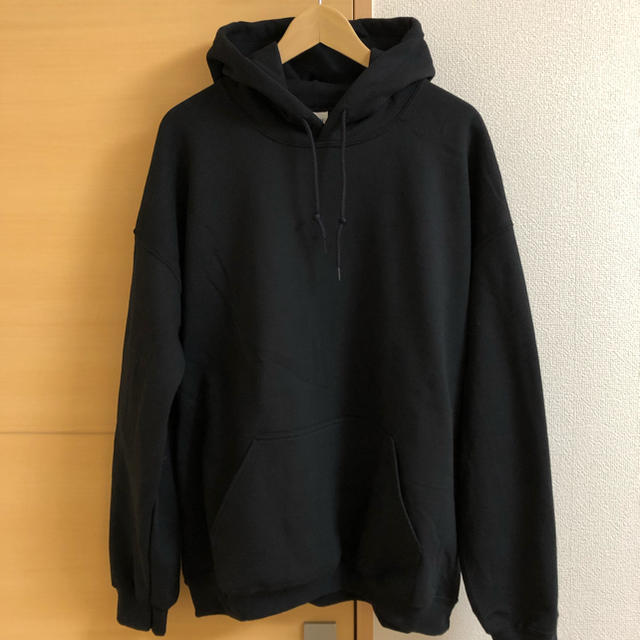 GILDAN(ギルタン)のgildan パーカー XL メンズのトップス(パーカー)の商品写真