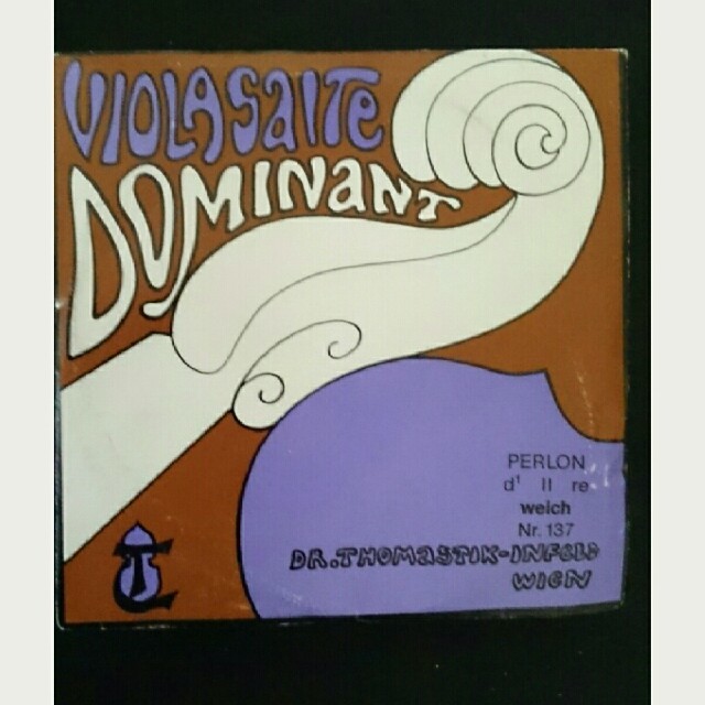 58%OFF!】 Thomastik Dominant viola No.137 D線 ドミナントビオラ弦 aob.adv.br