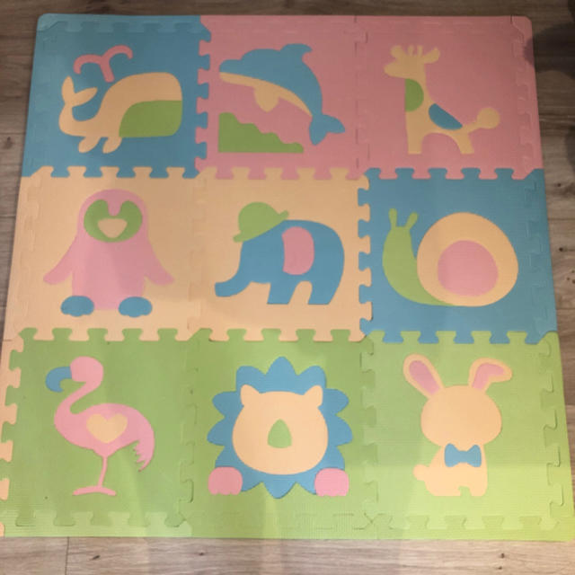 パズルマット キッズ/ベビー/マタニティの寝具/家具(フロアマット)の商品写真