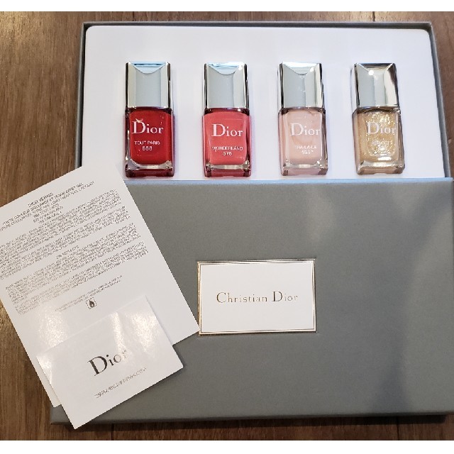 Dior ネイルセット　ディオールヴェルニ　箱つき