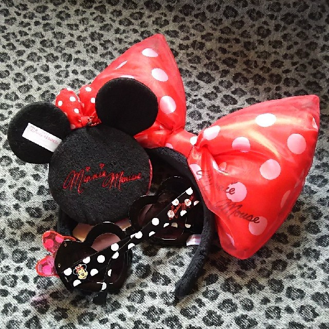 ミニーマウス(ミニーマウス)のDisneyResort🖤ﾐﾆｰﾏｳｽ3点ｾｯﾄ《出品停止中》 エンタメ/ホビーのおもちゃ/ぬいぐるみ(キャラクターグッズ)の商品写真