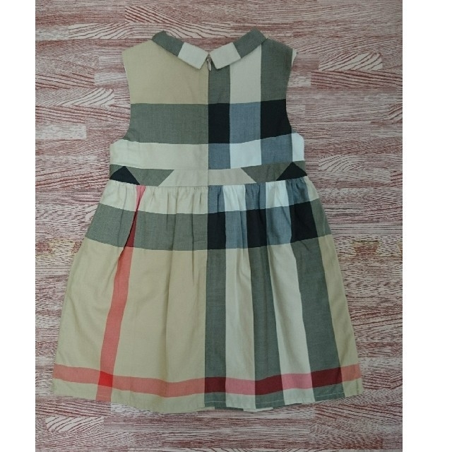 BURBERRY(バーバリー)の値下げ！BURBERRY リボンワンピース キッズ/ベビー/マタニティのキッズ服女の子用(90cm~)(ワンピース)の商品写真