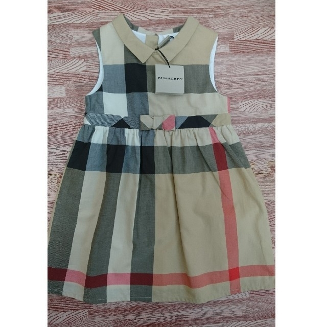 BURBERRY(バーバリー)の値下げ！BURBERRY リボンワンピース キッズ/ベビー/マタニティのキッズ服女の子用(90cm~)(ワンピース)の商品写真