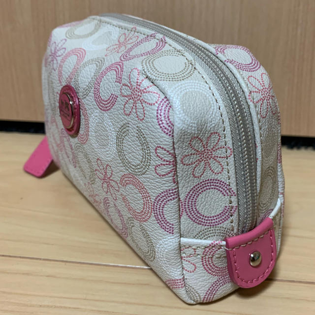 COACH - COACH コーチ ポーチ【新品・未使用】【値下げ中】の通販 by