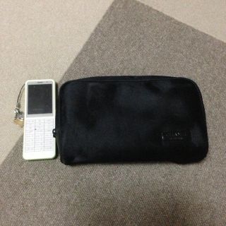 シャネル(CHANEL)のシャネルポーチCHANEL黒(ポーチ)