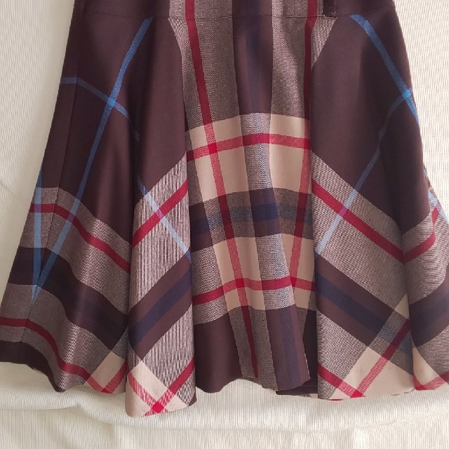 TARTANSHOP YORK(タータンショップヨーク)のニコ様専用‼️  フレアースカート レディースのスカート(ひざ丈スカート)の商品写真