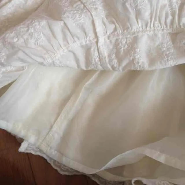 PAGEBOY(ページボーイ)の白＊シフォンスカート レディースのスカート(ミニスカート)の商品写真