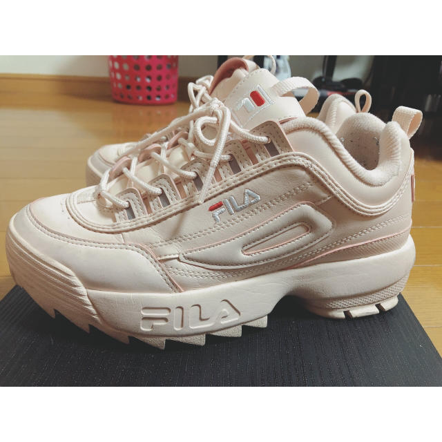 FILA スニーカー 本日即発送