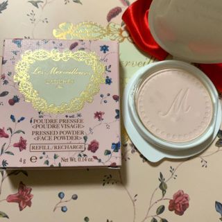 レメルヴェイユーズラデュレ(Les Merveilleuses LADUREE)の未使用 プレストパウダー LADUREE(フェイスパウダー)