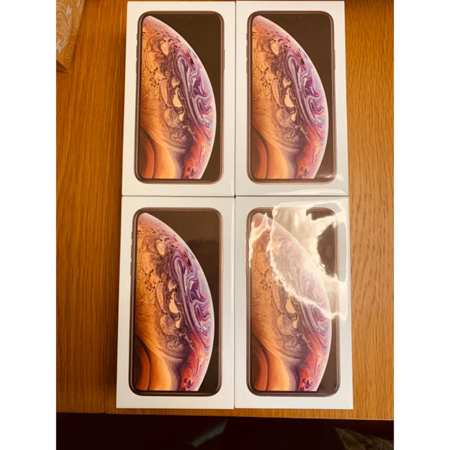 Apple(アップル)の【新品・未開封品】  iPhone XS 256GB ゴールド② スマホ/家電/カメラのスマートフォン/携帯電話(スマートフォン本体)の商品写真