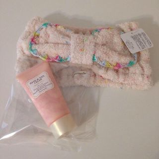 アフタヌーンティー(AfternoonTea)の【未使用新品】ヘアバンド＆ハンドクリーム(その他)