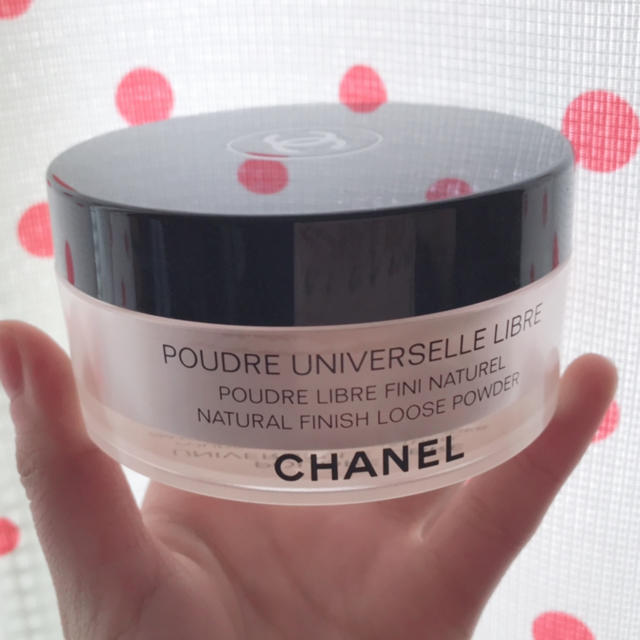 CHANEL プードゥル ユニヴェルセル リーブル