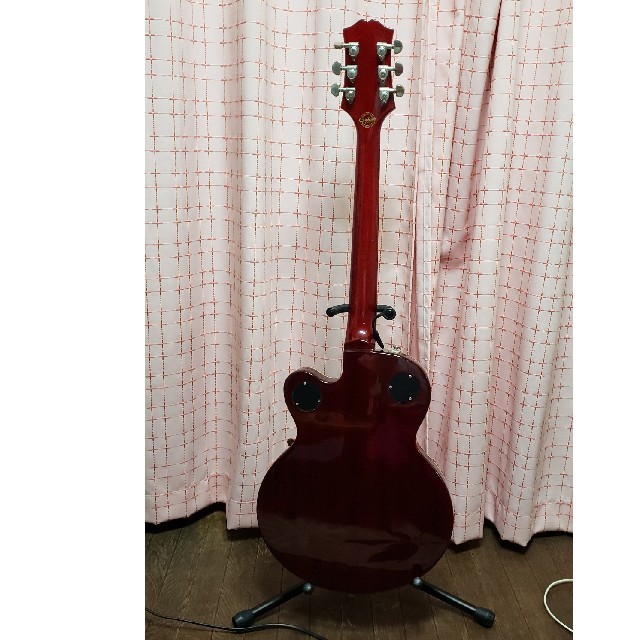 Epiphone(エピフォン)の〔交渉中〕Epiphone WILD KAT WR〔セミアコ〕 楽器のギター(エレキギター)の商品写真