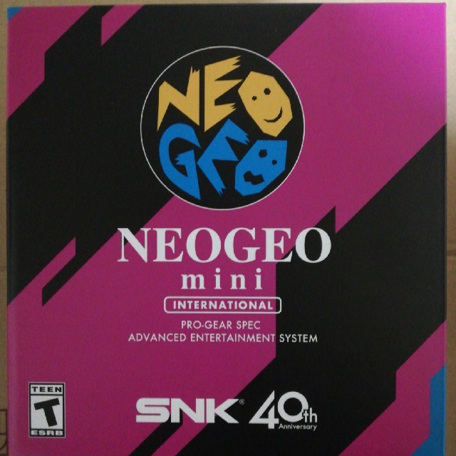 NEOGEO(ネオジオ)のNEOGEO mini エンタメ/ホビーのゲームソフト/ゲーム機本体(家庭用ゲーム機本体)の商品写真