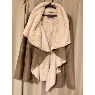 ベルシュカ(Bershka)のBershka ファーコート(毛皮/ファーコート)