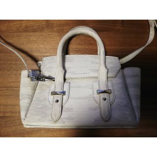 チャールズアンドキース(Charles and Keith)のCHARLES & KEITH ハンド&ショルダーバッグ(ハンドバッグ)