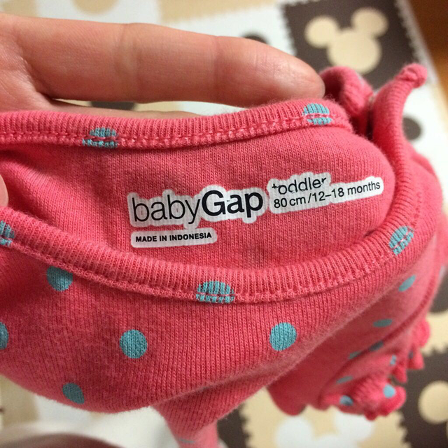 babyGAP(ベビーギャップ)のgap♡ドットTシャツ80 キッズ/ベビー/マタニティのキッズ服女の子用(90cm~)(その他)の商品写真