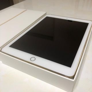 アイパッド(iPad)のiPad Air2 32G ゴールド (タブレット)