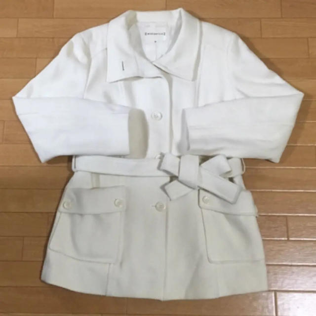 美品 LL アウター コート ホワイト 大きいサイズ レディースのジャケット/アウター(チェスターコート)の商品写真