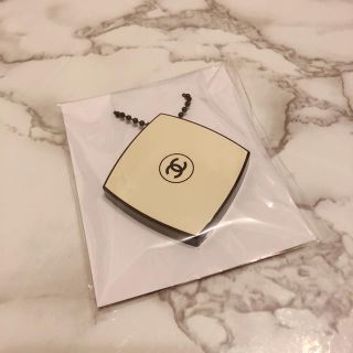 シャネル(CHANEL)の購入が無ければ消します:)CHANEL▷ミラーチャーム レベージュ(キーホルダー)