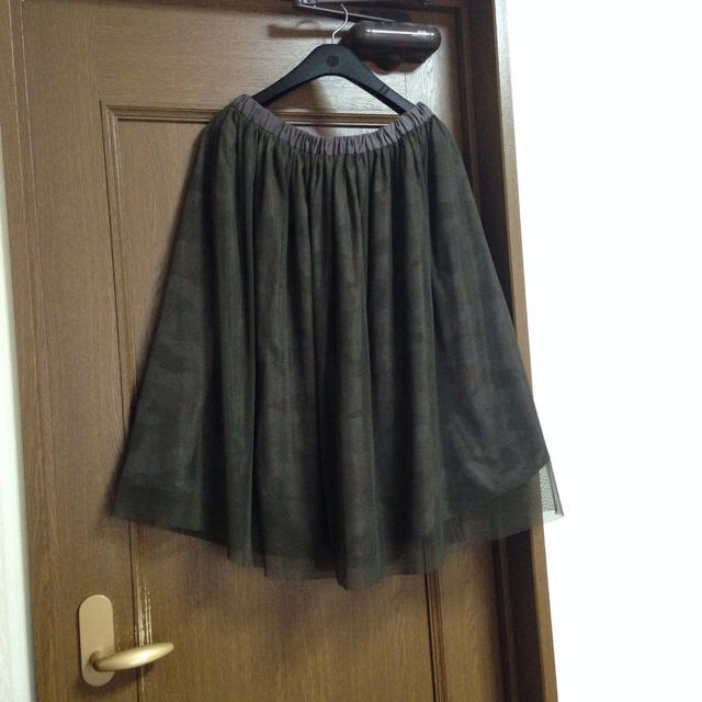 niko and...(ニコアンド)の迷彩チュールスカート レディースのスカート(ひざ丈スカート)の商品写真