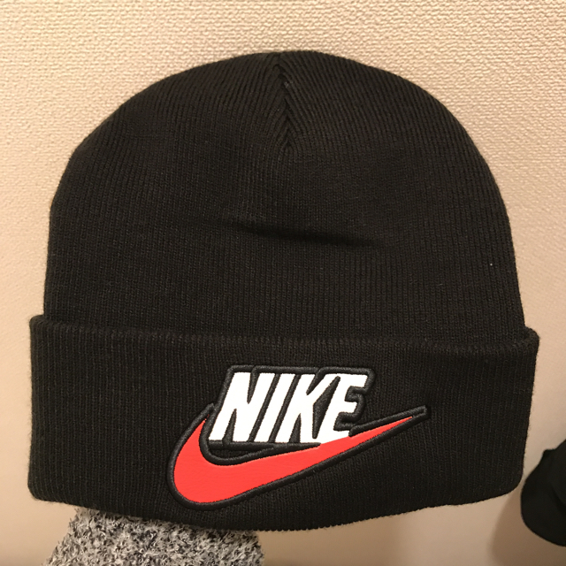 シュプリーム ナイキ beanie 黒メンズ