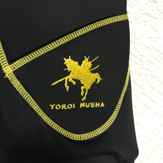 BURTON(バートン)の鎧武者 YOROI MUSHA ヒッププロテクター スポーツ/アウトドアのスノーボード(ウエア/装備)の商品写真