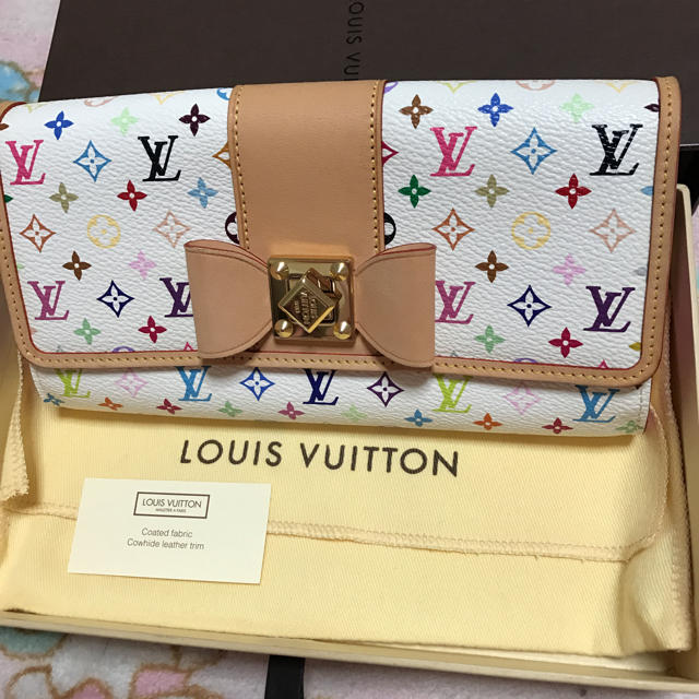 最愛 LOUIS ウ゛ィトンポルトフォイユ・サラ・ヌー ☺️yumiyonです