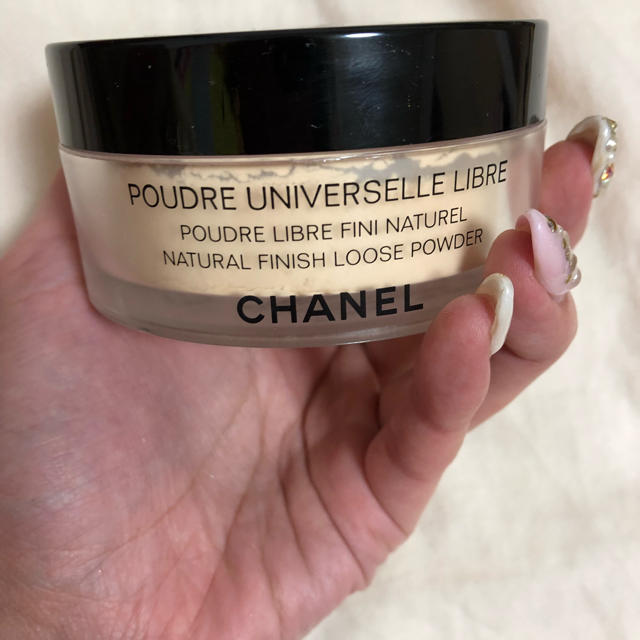 CHANEL(シャネル)のシャネル☆フェイスパウダー コスメ/美容のベースメイク/化粧品(フェイスパウダー)の商品写真