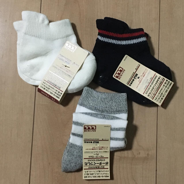 MUJI (無印良品)(ムジルシリョウヒン)の無印✳︎赤ちゃん用靴下11-13cm  3点セット キッズ/ベビー/マタニティのこども用ファッション小物(靴下/タイツ)の商品写真