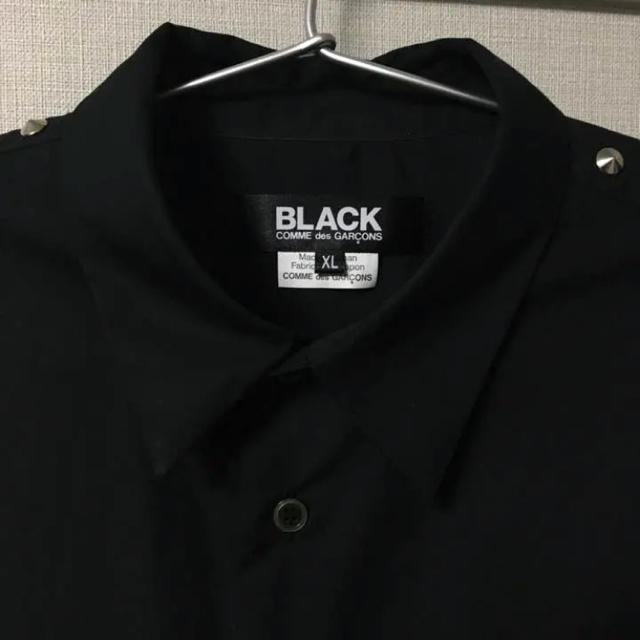 BLACK COMME des GARCONS(ブラックコムデギャルソン)のブラックコムデギャルソン スタッズシャツ メンズのトップス(シャツ)の商品写真