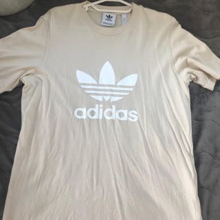 アディダス(adidas)の美品adidas Tシャツ ベージュ(Tシャツ(半袖/袖なし))