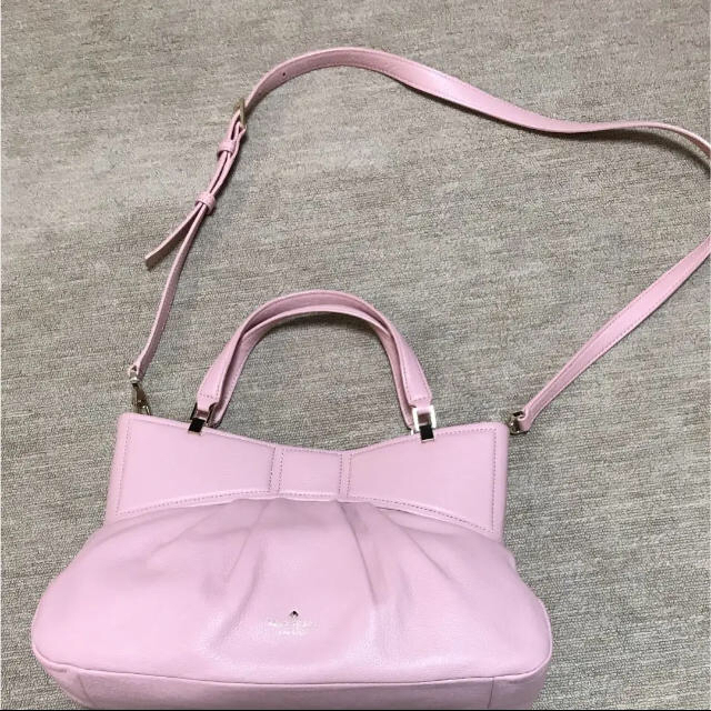 kate spade new york(ケイトスペードニューヨーク)のケイトスペード リボンバック sanario様専用 レディースのバッグ(ハンドバッグ)の商品写真