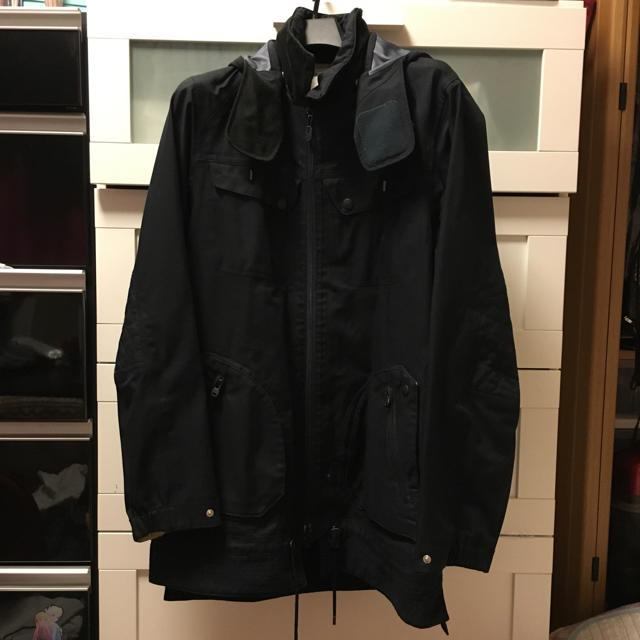 white mountaineering マウンテンパーカ