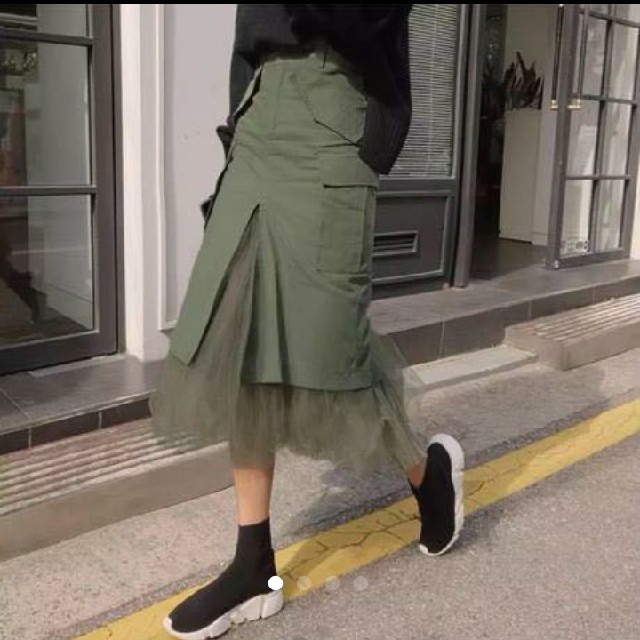 ZARA(ザラ)の新品　タグ付　チュールレイヤードスカート レディースのスカート(ロングスカート)の商品写真