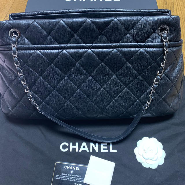 CHANEL(シャネル)のCHANEL デカココチェーントートバッグ♡ レディースのバッグ(トートバッグ)の商品写真