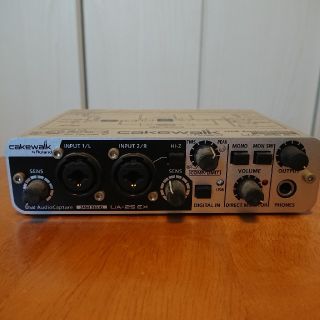 EDIROL USB Audio/MIDI Interface UA-25