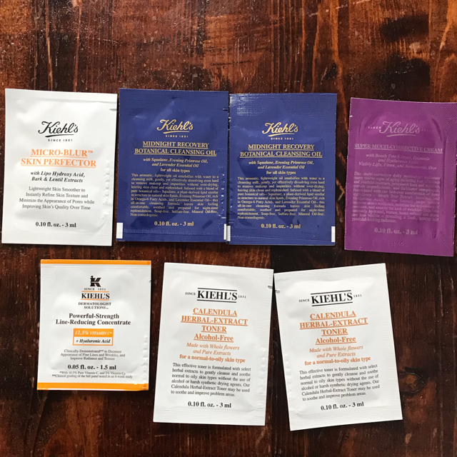 Kiehl's(キールズ)のキールズ スキンケアセット コスメ/美容のキット/セット(サンプル/トライアルキット)の商品写真