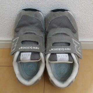 ニューバランス(New Balance)のニューバランス　グレー(スニーカー)